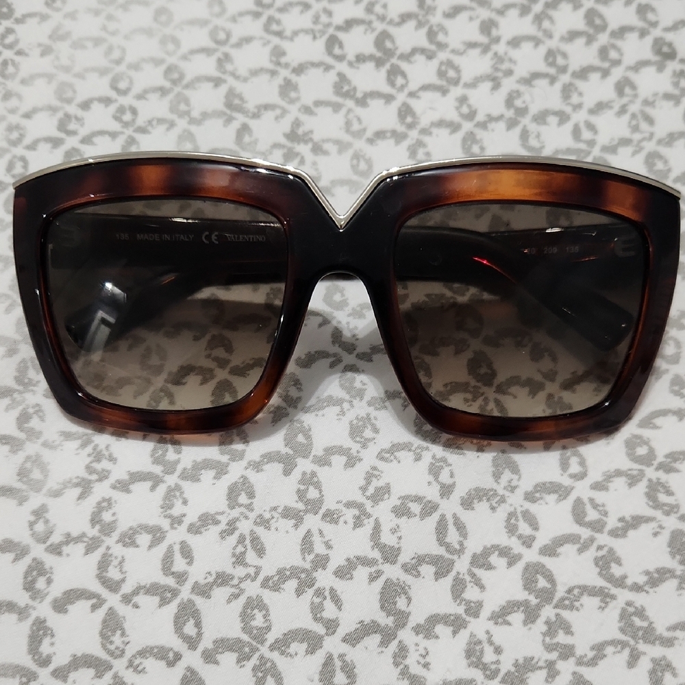 Tortoise Shell Sunglasses